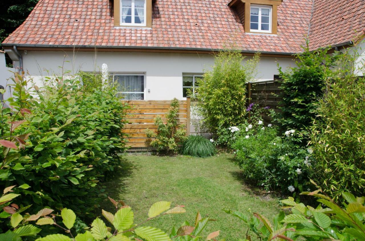 Whitley Cottage Condette Exterior foto